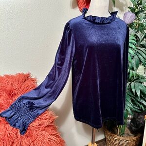 Size L Blue Ruffled Smocked Velvet Blouse with Long Sleeves